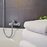 Hotel Adoma