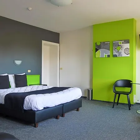 Hotel Adoma 3*