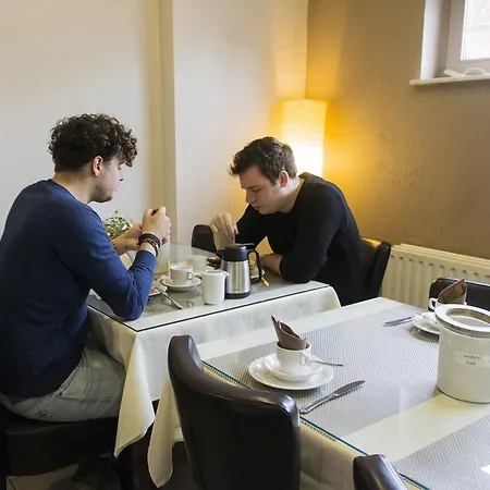 Adoma Отель Гент