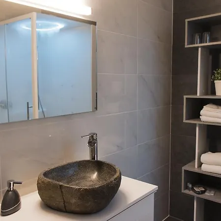 Отель Adoma Гент