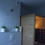 Hotel Adoma 3*